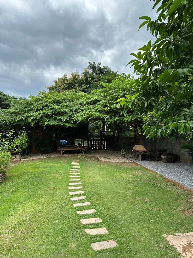 The Legend Homestay. Mae Ai Exterior foto
