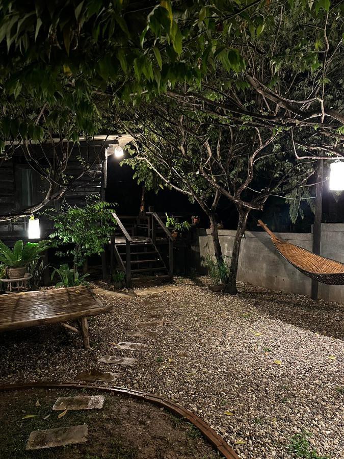 The Legend Homestay. Mae Ai Exterior foto