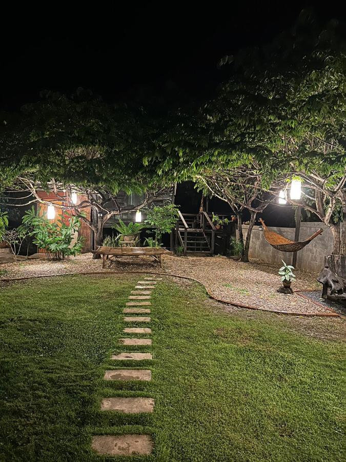 The Legend Homestay. Mae Ai Exterior foto